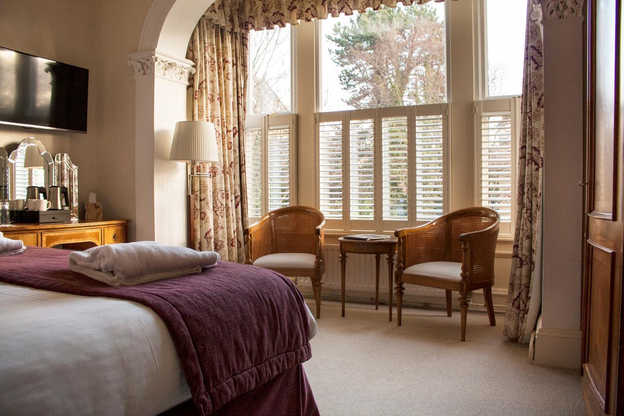 Ascot House Hotel Harrogate Exterior photo